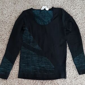 Demi Lovato Fabletics Black and Teal Long Sleeve Top